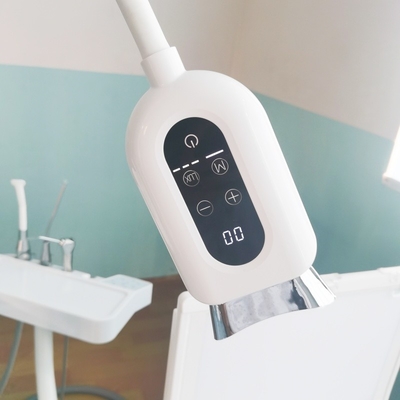 Lumière de blanchiment à LED de blanchiment des dents professionnelle Chaise dentaire montée Machine de blanchiment des dents