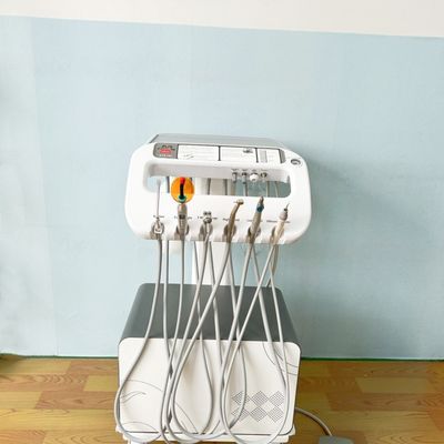 Fabrique de Foshan Unité dentaire portable de 550W Best-seller Traitement dentaire mobile Chariot électrique mobile de soins dentaires
